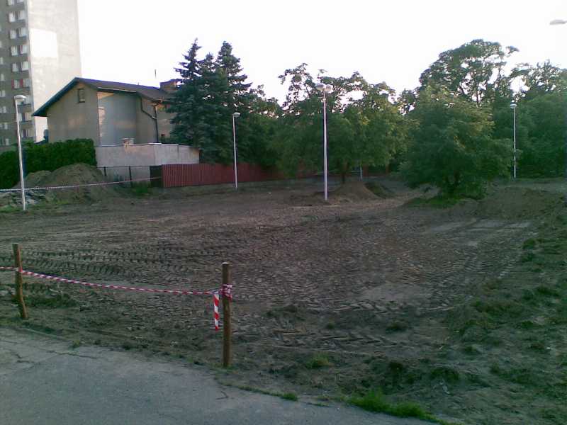 plac_zabaw_20090628.jpg